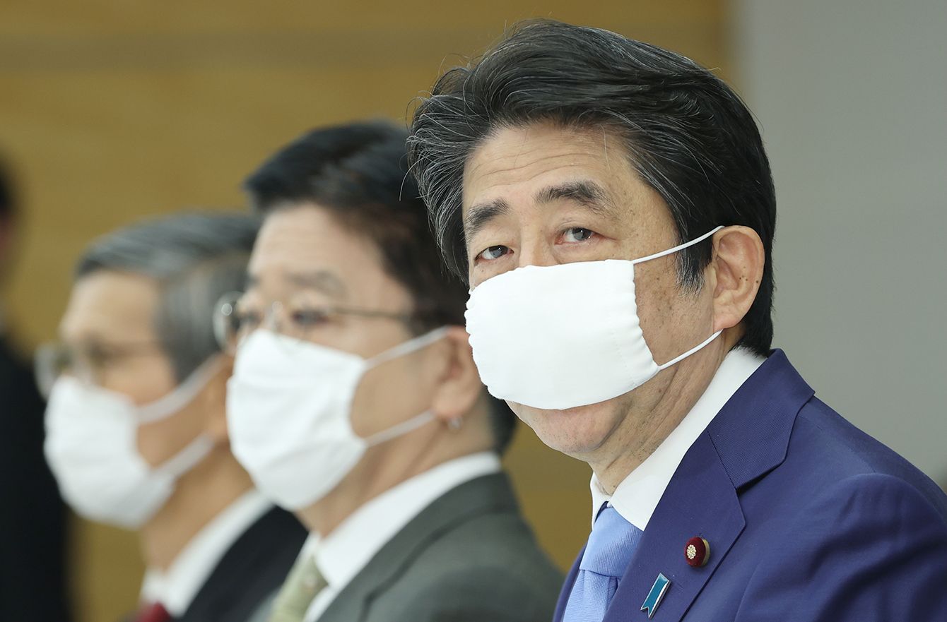 安倍首相は他国の女性リーダーと比べてなぜこんなにも頼りないのか