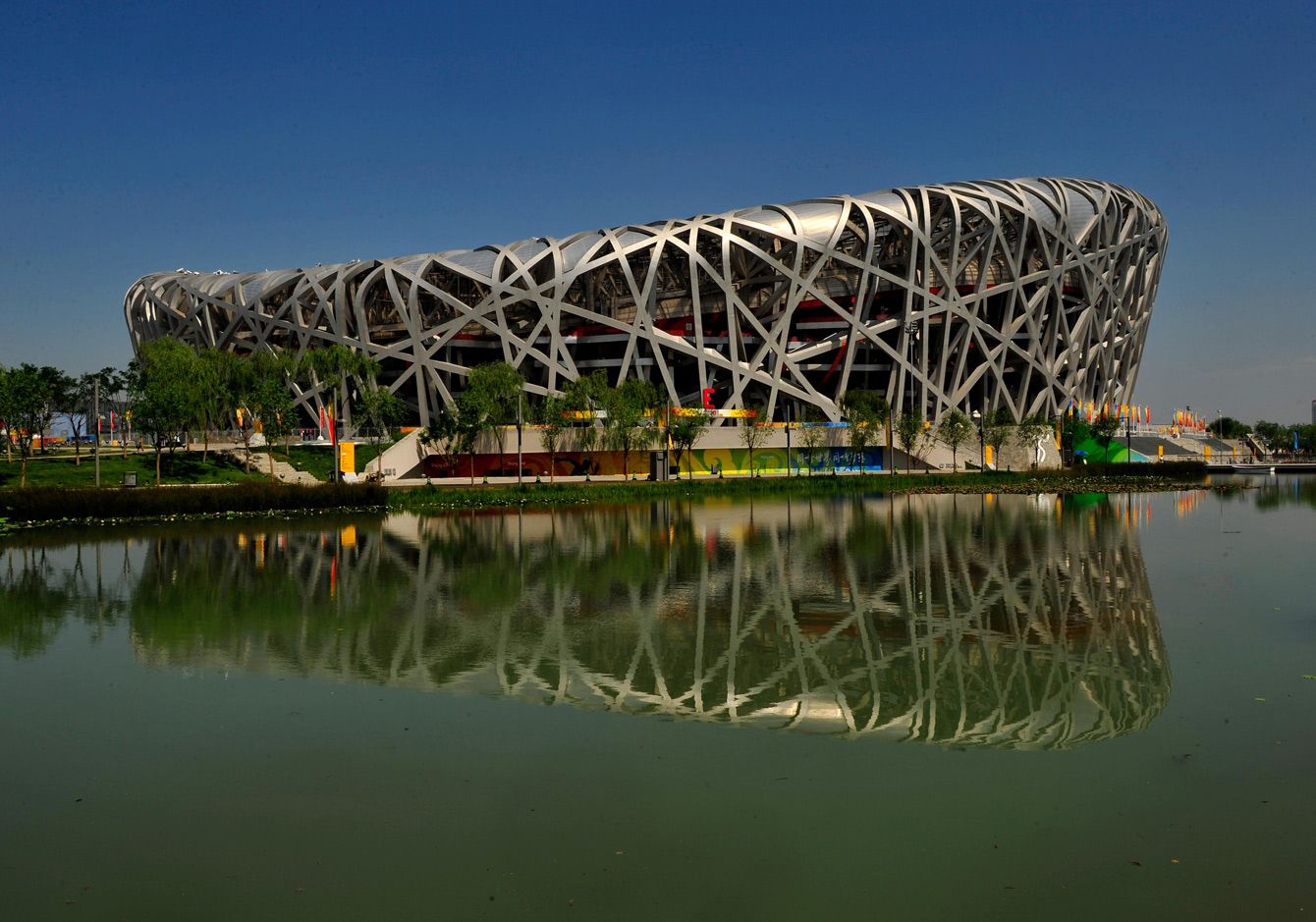 北京五輪の｢鳥の巣｣はいずれ廃墟になる…&quot;レガシー&quot;になる建物と朽ち果てる建物の決定的な違い