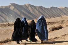 女子の制服が決まらないので教育は受けさせない…タリバンが｢女性の権利｣の拡充に神経質になる根本原因