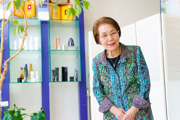 ｢平均年齢78歳を率いる92歳凄腕オーナー｣ポーラで歴代2位･生涯売り上げ10億円超えの接客の中身