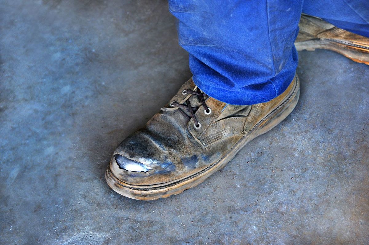 ｢鉄板入りの靴で蹴られ､肋骨を3本折られる｣日本の建設業界で横行する外国人技能実習生への非道な暴力
