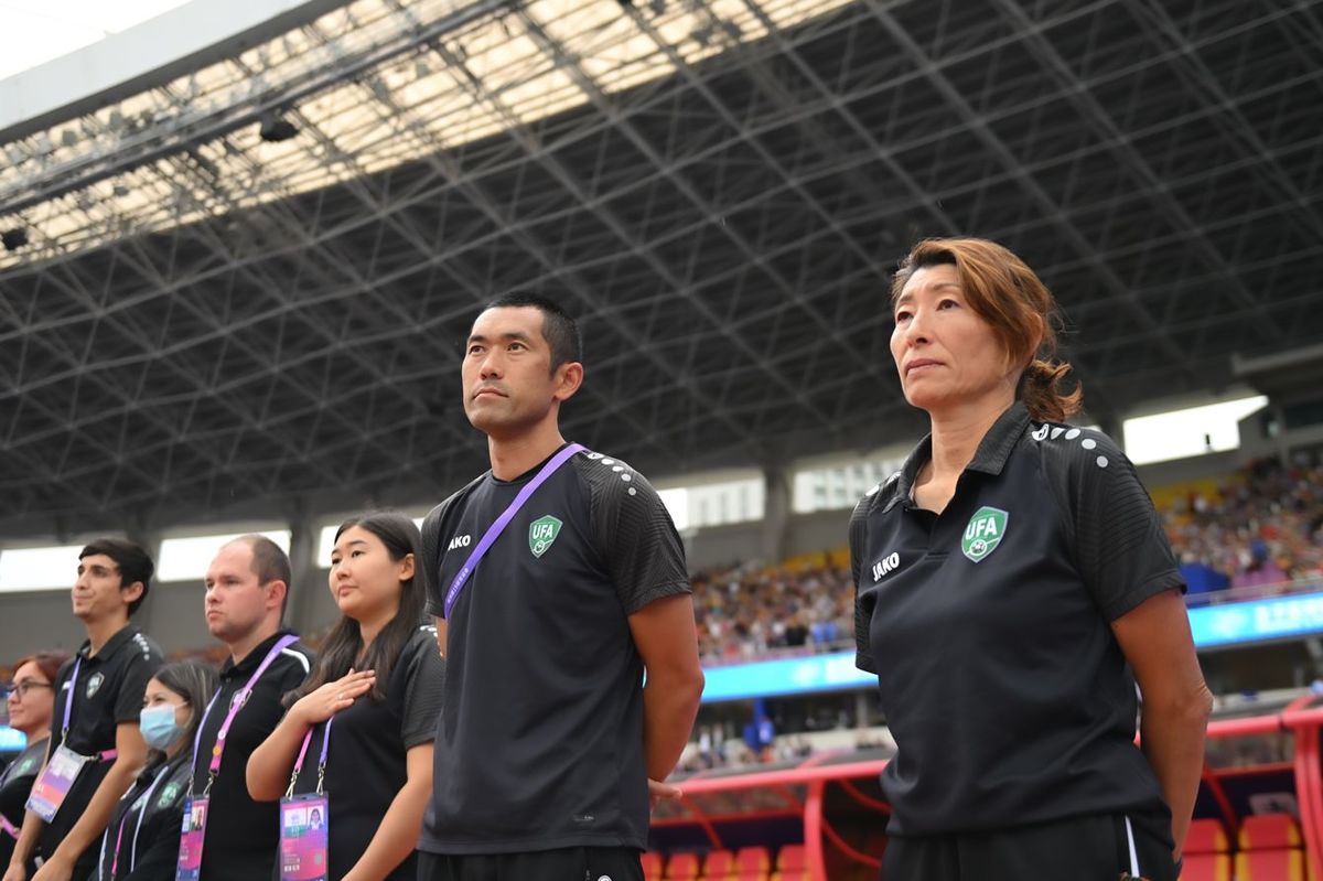 まずは時間厳守から…女子サッカーCランクのウズベキスタンをアジア4強に導いた日本人女性監督の2年間