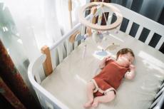 子どもを1人で寝かすのは何歳からがいいのか…小児科医が示す｢生後6カ月で別々に寝る｣という選択肢