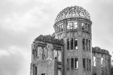 なぜ広島･長崎に｢人類史上最悪の兵器｣が落とされたのか…｢降伏しない日本が悪い｣というアメリカの詭弁