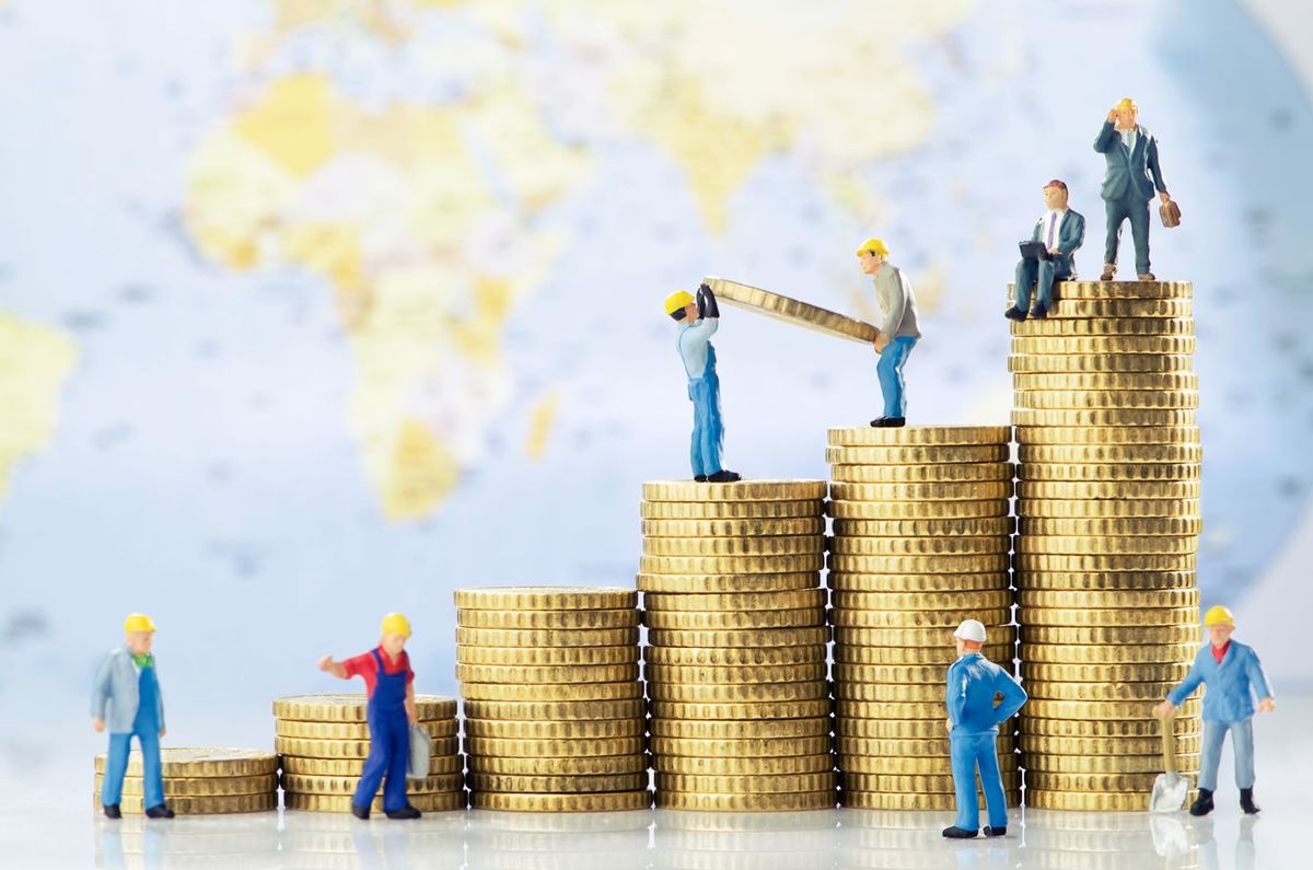 日本の賃金: 戦後の軌跡と新世紀の展望 日本人の｢賃金｣は本当は上昇している…この10年間で｢もっとも時給