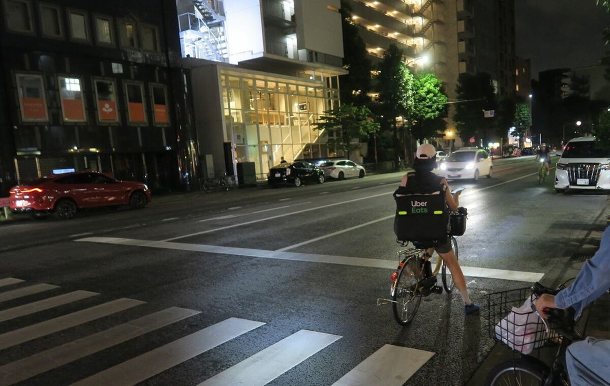 ｢逆走チャリ｣｢信号無視チャリ｣の一掃まであと1年半…危険自転車の罰則強化が&quot;序章&quot;にすぎないワケ