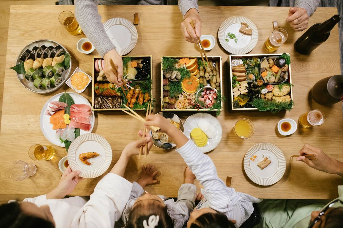 実はおせち料理は体に悪い…危険な｢塩分｣が多くなりがちな和食に加えると減塩できる身近な白い飲み物