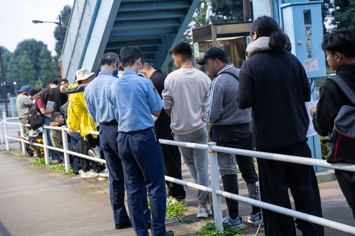 日本の運転免許証が｢コスパ最強｣と大人気…外国人が運転免許試験場に大行列をつくる｢外免切替｣の最新事情