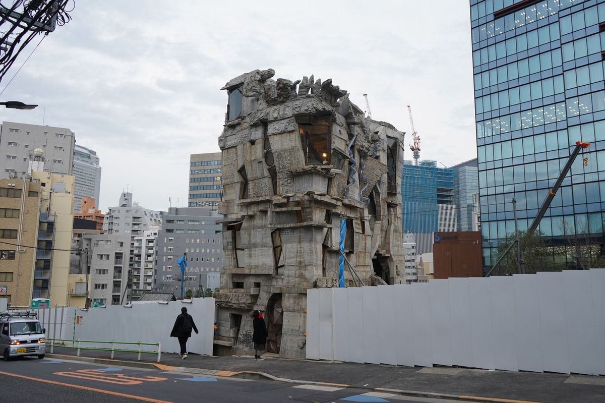 なぜ今の日本の建物は無機質でつまらないのか…異端の建築家が東京港区に独力でビルを建てたワケ