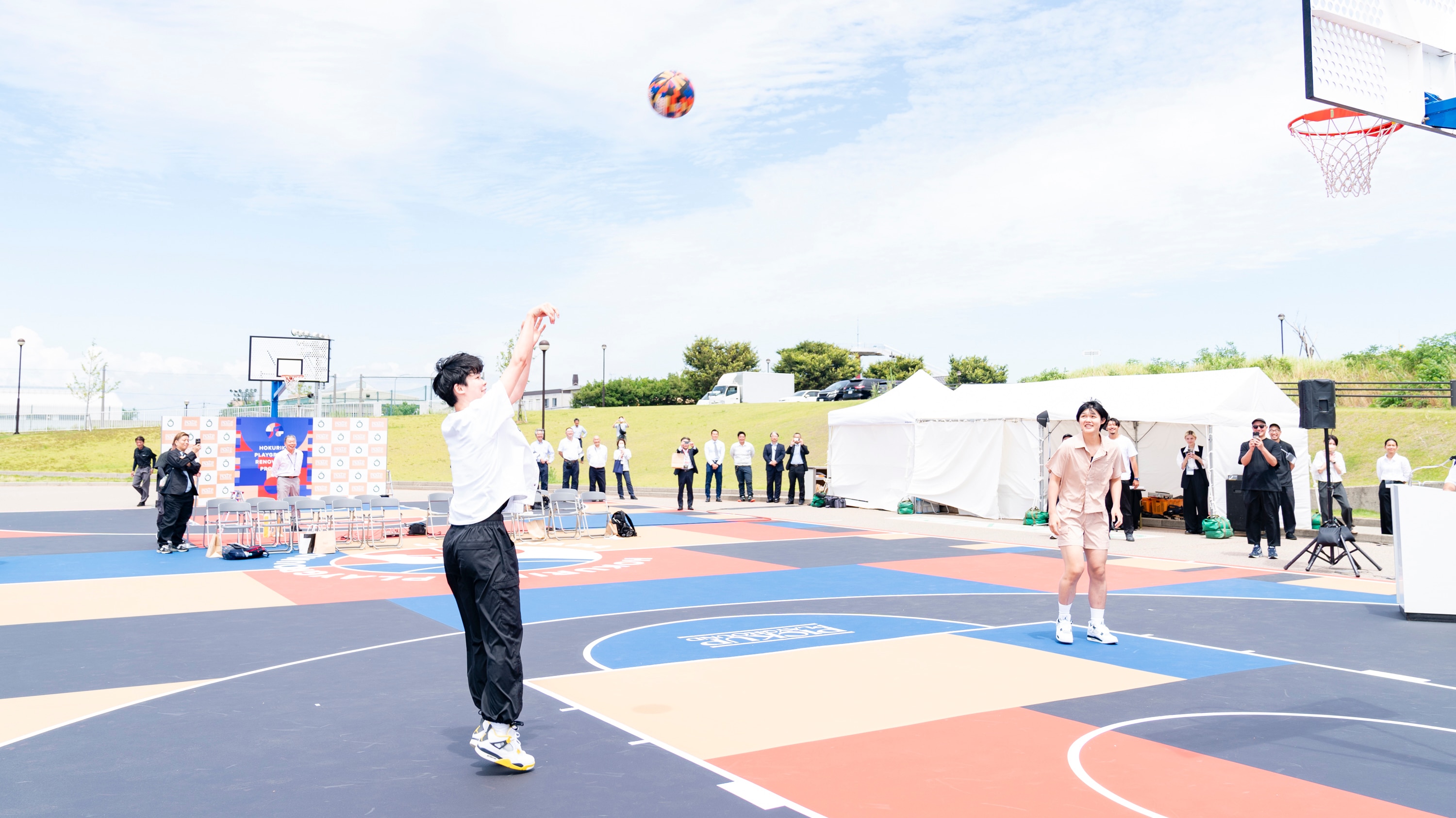 「HOKURIKU PLAYGROUND Renovation Project」によるバスケットボールコートが完成
