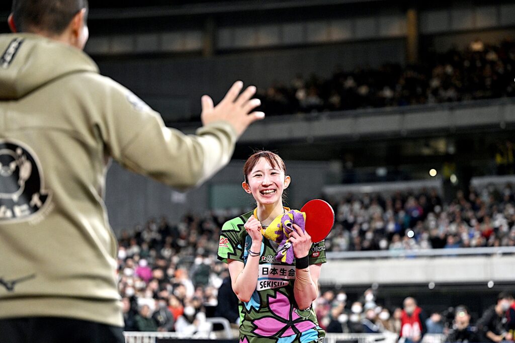 早田ひなが意外な場面で見せた“笑顔”。全日本選手権3連覇で示した、女王としての「満点解答」