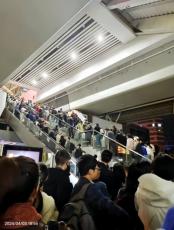 中国高速鉄道で“異例の事態”、乗客ぞろぞろ……「こんなの初めて」と驚きの声