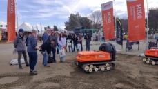 世界農業博覧会で海外バイヤーを魅了した農業用無人車―中国メディア