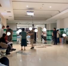 集中治療室の近くでドラマ撮影、スタッフが患者の家族に「泣き声静かに」、中国で物議