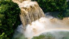 貴州省の黄果樹瀑布、今年最大の水量を記録―中国