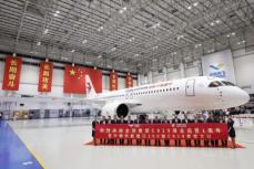 中国国産大型旅客機「C919」、欧州認証取得に「一歩近づく」