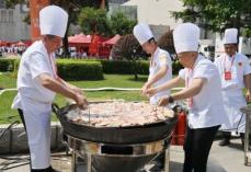 中国東北料理の人気メニュー「鍋包肉」の世界コンテスト開催―吉林省