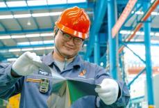 手で破れる薄さ0．08ミリの鉄鋼、新余鋼鉄の高い技術力―中国