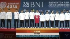 中国の17歳バドミントン有望選手が国際大会の試合中に死亡、救命処置に疑問の声