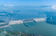 三峡ダムが引き続き放流量を低減、39億立方メートルの洪水を貯留―中国