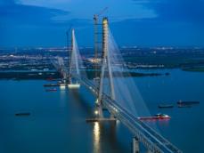 高速道路・都市間鉄道・一般道路を一体化、常泰長江大橋の建設進む―中国