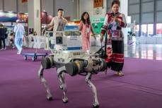 第8回中国・南アジア博覧会に登場したテクノロジー感満載の展示品