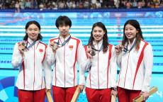 パリ五輪・競泳女子400mリレー　中国がアジア記録で銅メダル