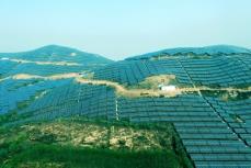 中国の太陽光発電、成長基調を維持