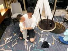 テーブル倒れ2歳男児が血だらけに、ホテル「普通に使えば安全上問題ない」―上海市