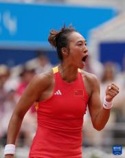 歴史を作った　鄭欽文がパリ五輪テニス女子シングルスで金メダル