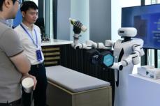 深センでスマートロボットハンド技術産業発展大会、最新の技術を展示―中国