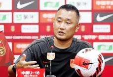 ＜サッカー＞日本人監督が中国選手の長所と短所を指摘＝中国ネット「訳すと、愚鈍」「教育の問題」