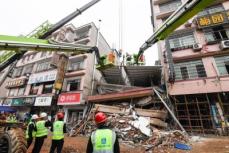 54人が死亡した違法建築物倒壊事故、15人に有罪判決―中国