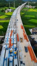 連賀高速道路の賀江特大橋、年内開通目指して建設進む―中国