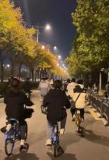 鄭州から開封へ自転車で50キロ爆走！「ナイトサイクリング」が大学生の間でブーム―中国