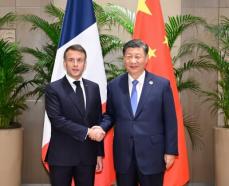 習近平主席、マクロン仏大統領と会談