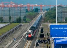 動力リチウム電池鉄道輸送試験列車、初めて四川省から発車―中国