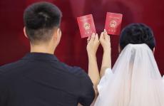 中国、2024年の婚姻届数は45年間最低の610．6万組