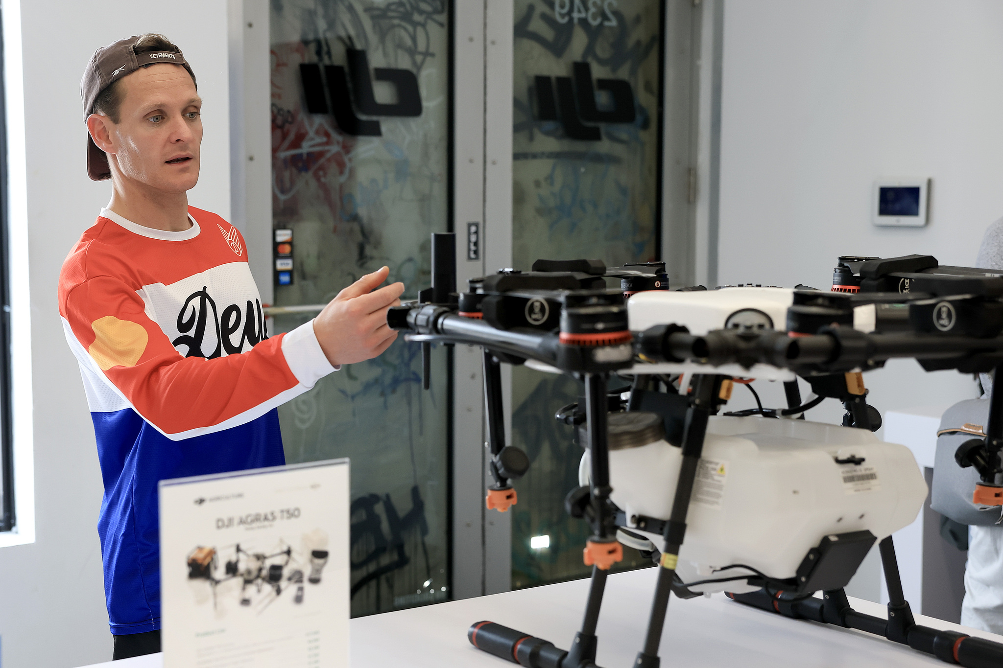 DJIのドローンが米国で深刻な品薄状態に、会社側は米国市場への