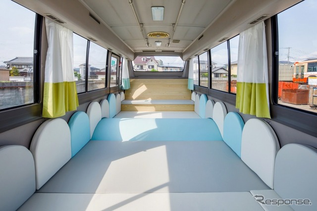 移動型託児バス「キャンバス」11月より運用開始…中古車両をキッズルームに改造