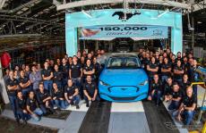 フォード マスタングEV、生産15万台…約2年で達成