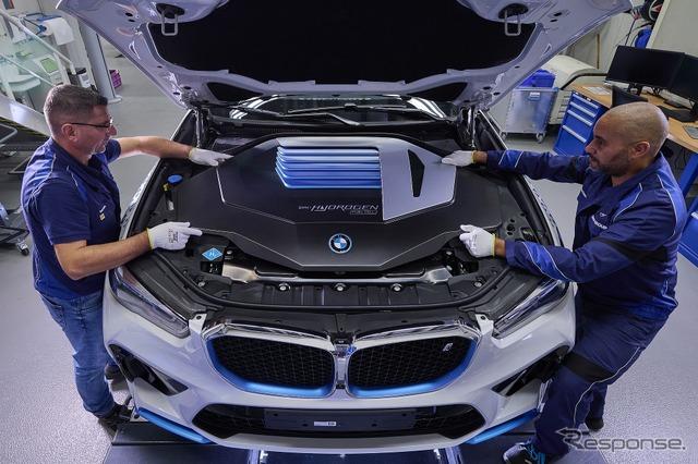 BMW X5 の燃料電池車、生産開始…2023年春から納車へ