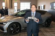 北米SUVオブザイヤー、キア『EV6』が受賞…576馬力のEV
