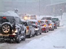 日本列島「最強寒波」、大雪警報で関越道など通行止めも 【新聞ウォッチ】