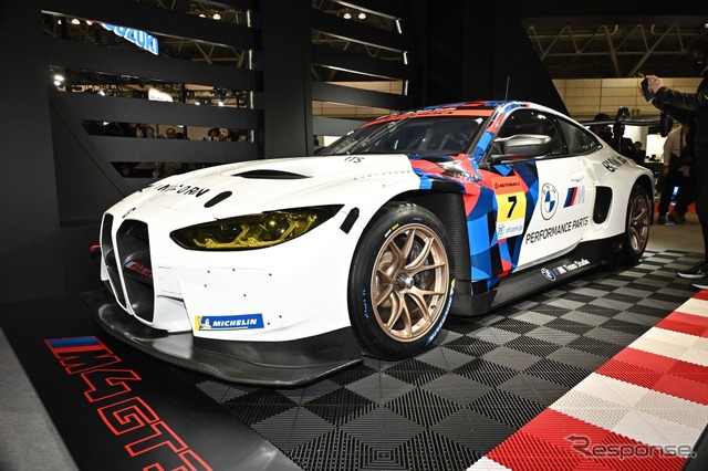 世界で戦うGT3規格の「買える」レーシングカー、BMW M4 GT3…東京オート