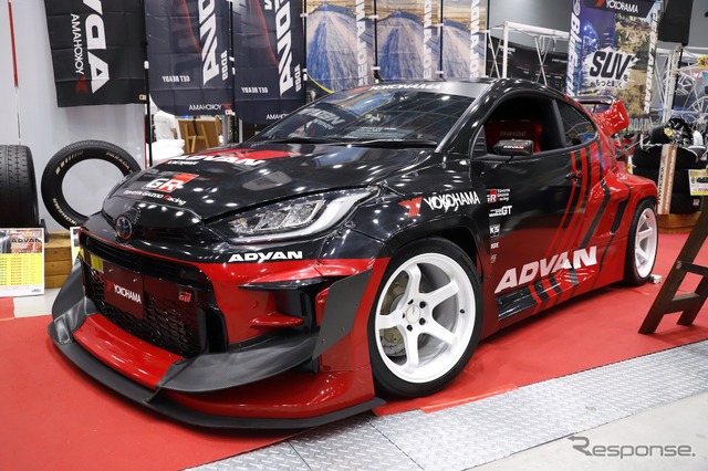 GRヤリスx ADVAN Racingホイールが熱い！ ヨコハマタイヤは“走り”でアピール…群馬パーツショー2023