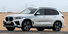 最高気温45度での耐熱テストを完了、BMW『X5』の燃料電池車