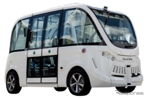富士山麓で自動運転EVバス---持続可能な地域公共交通　10月から