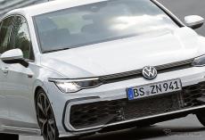 VW『ゴルフGTI』電動化でパワーアップか!? フェイスリフトで大きく進化する“中身”とは