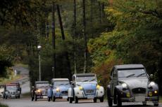 「フレンチで行こう！」第1回アロンフランセ車山開催…2CV 75周年パレードも